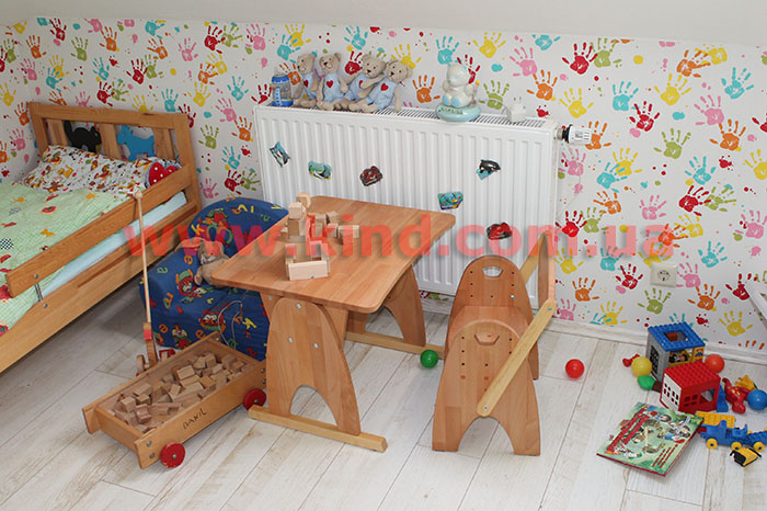 дитячі дерев'яні меблі