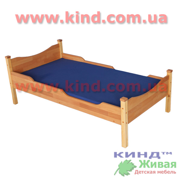 кроватка из массива дерева